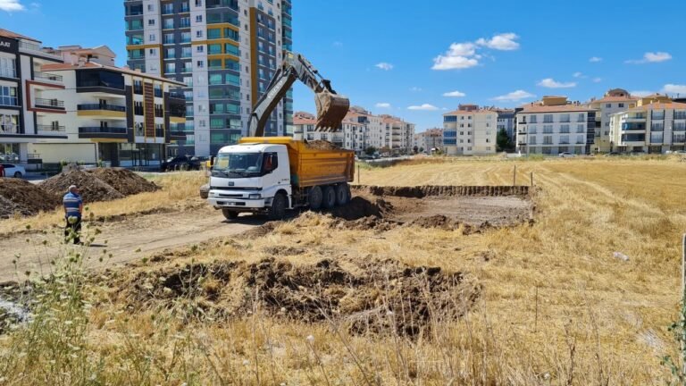 Berat Evleri Projemizde Hafriyat Çalışmaları Başladı